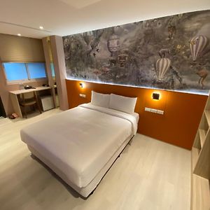 Fashion Home Business Hotel 時尚居商旅